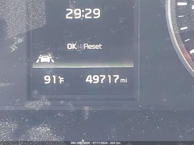 5XXG14J20NG118557 KIA K5 LXS