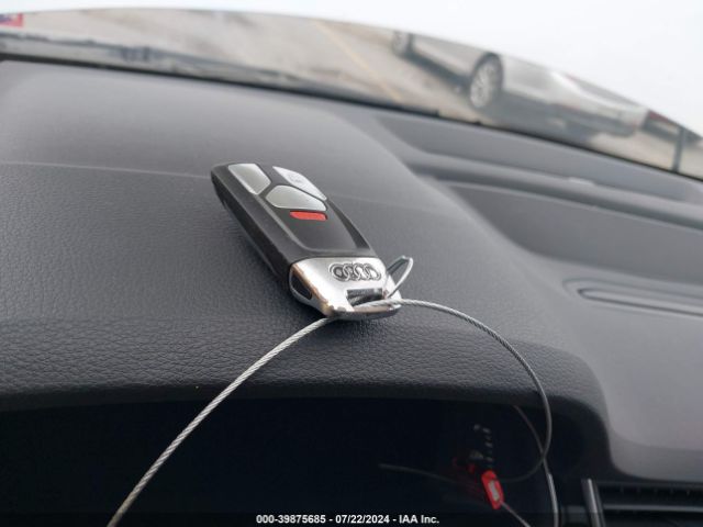 WA1LHAF76HD047094 Audi Q7 2.0t Premium