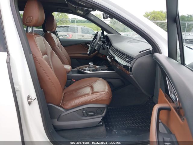 WA1LHAF76HD047094 Audi Q7 2.0t Premium