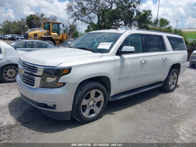 Chevrolet Suburban Lt 2018 1GNSCHKC7JR132005 Image 2