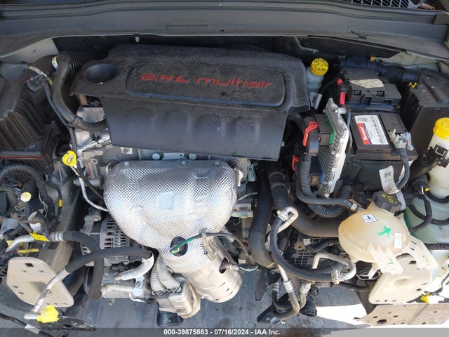 ZACCJAAT5GPD30164 Jeep Renegade Sport