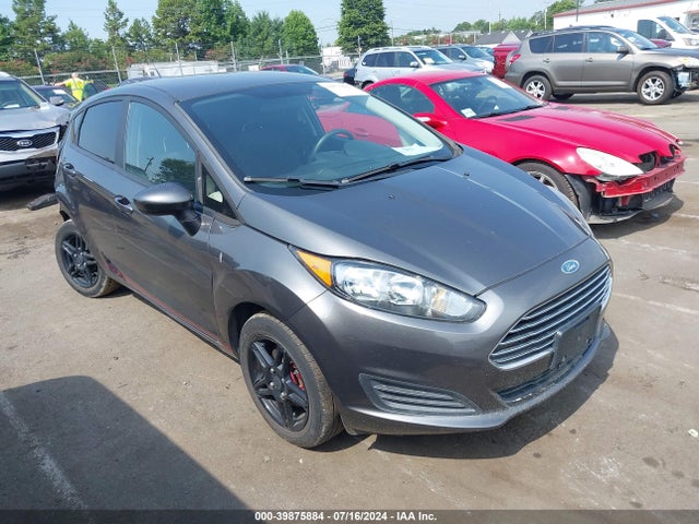 Ford FIESTA SE 2018 3FADP4EJ0JM140558 Image 1