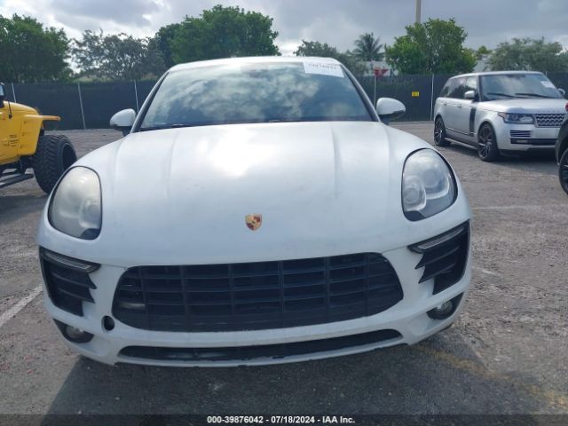 WP1AA2A5XJLB22855 Porsche Macan Sport Edition