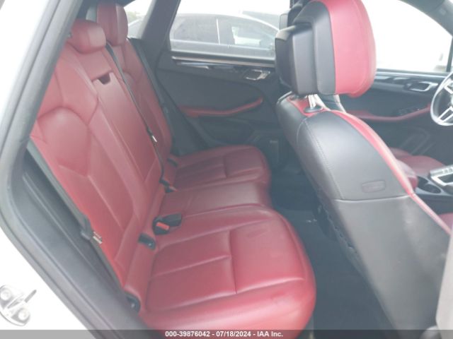 WP1AA2A5XJLB22855 Porsche Macan Sport Edition