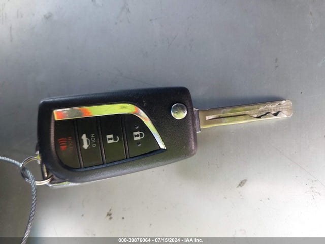 Toyota CAMRY LE 2018 4T1B11HK5JU636422 Image 11