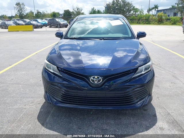Toyota CAMRY LE 2018 4T1B11HK5JU636422 Image 12