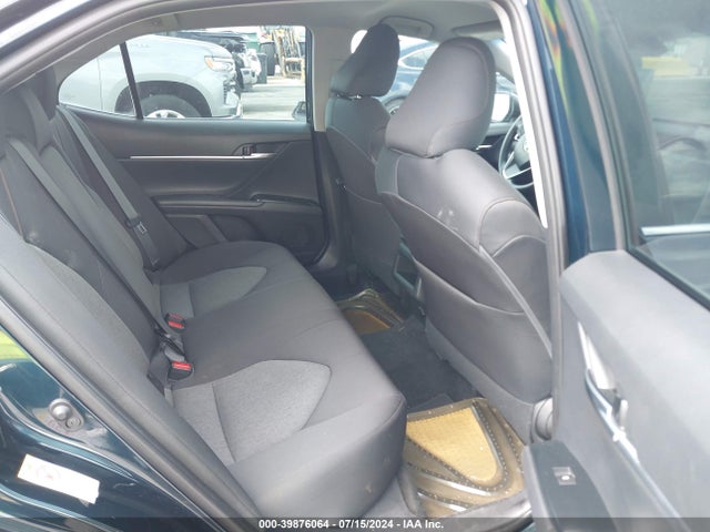 Toyota CAMRY LE 2018 4T1B11HK5JU636422 Image 8