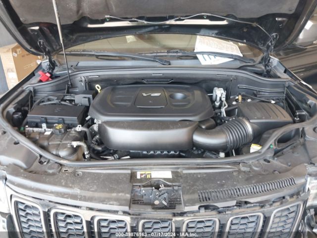 1C4RJFLG0KC528218 Jeep Grand Cherokee Trailhawk 4x4