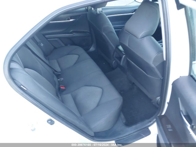 Toyota CAMRY LE 2022 4T1C11AKXNU037472 Image 8