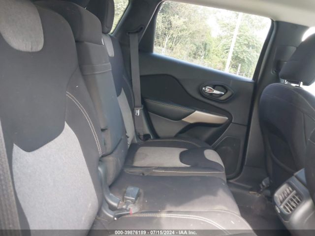 1C4PJLAB4HW652819 Jeep Cherokee Sport Fwd