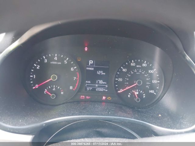 3KPA24AD8ME393301 KIA RIO S