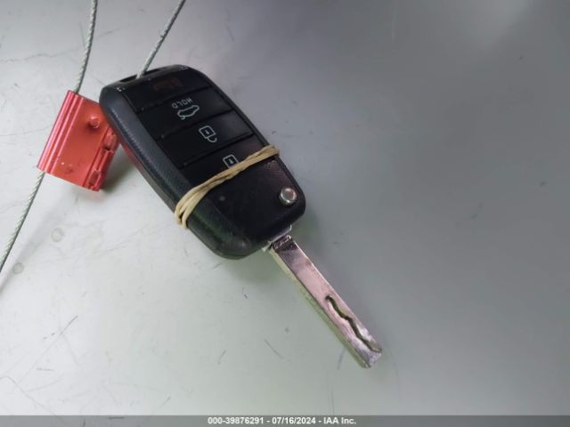 5XXGT4L15JG207906 KIA Optima Lx Turbo