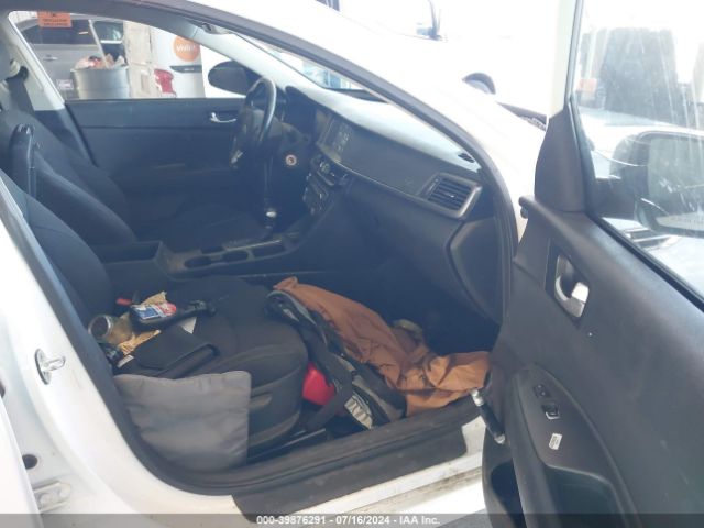 5XXGT4L15JG207906 KIA Optima Lx Turbo