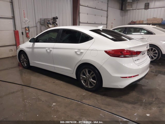 Hyundai Elantra Value Edition 2017 5NPD84LF1HH151297 Image 3