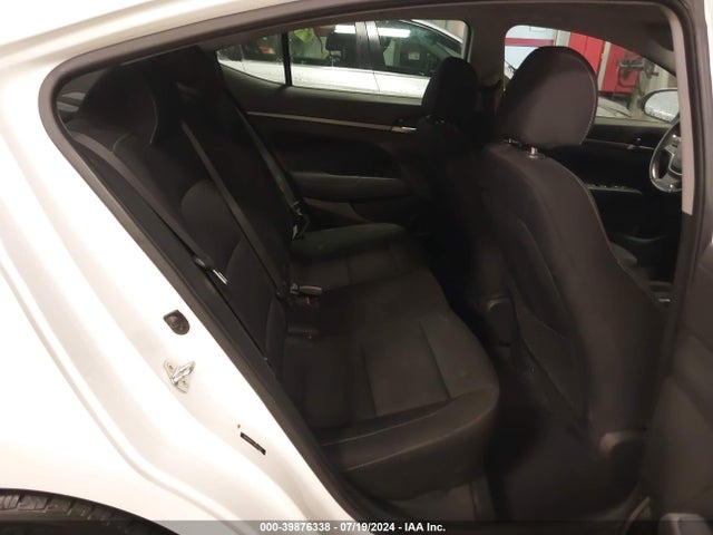 Hyundai Elantra Value Edition 2017 5NPD84LF1HH151297 Image 8