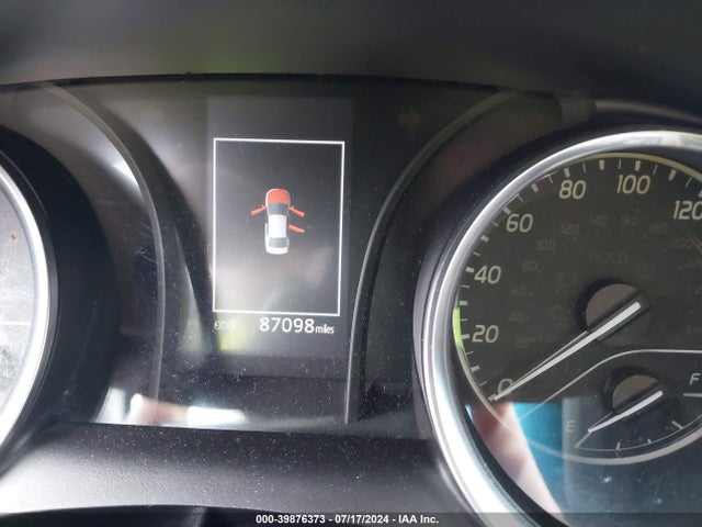 Toyota CAMRY LE 2018 4T1B11HK3JU015423 Image 7