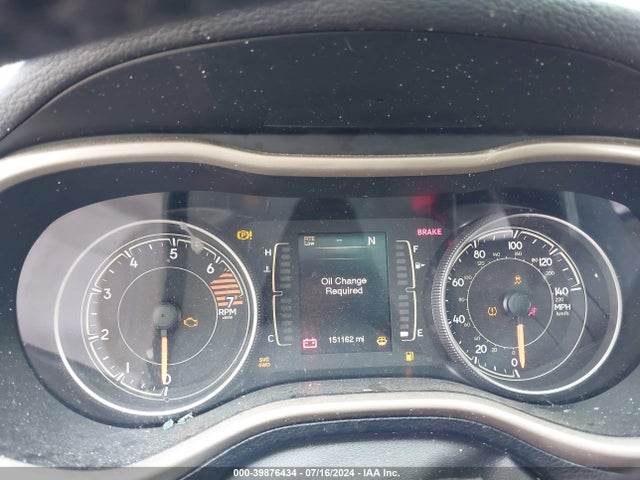 1C4PJMCB2HW589707 Jeep Cherokee Latitude 4x4