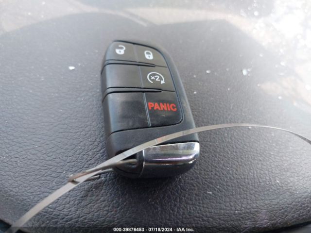 ZACNJDD15NPN65954 Jeep Renegade Limited 4x4