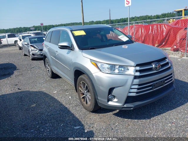 Toyota Highlander Xle 2017 5TDJZRFH4HS430084 главное изображение