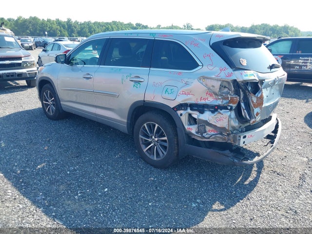 Toyota Highlander Xle 2017 5TDJZRFH4HS430084 Image 14