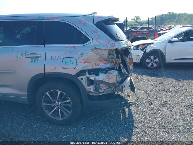 Toyota Highlander Xle 2017 5TDJZRFH4HS430084 Image 6