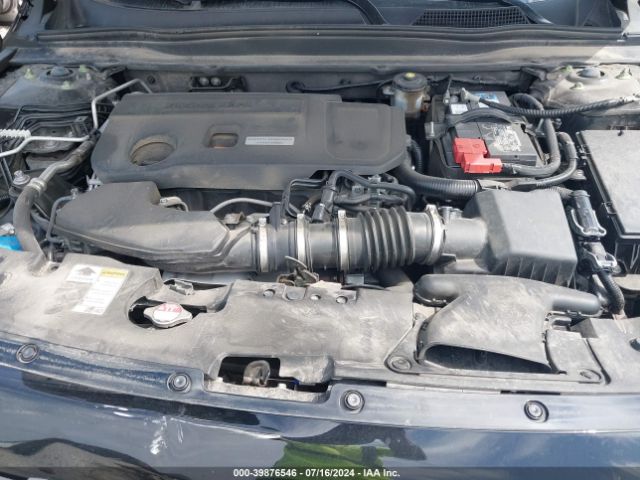 1HGCV2F95JA010911 Honda Accord Touring 2.0t