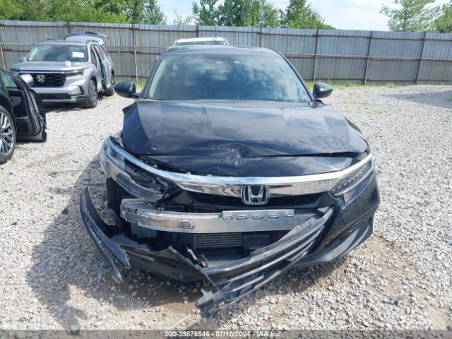1HGCV2F95JA010911 Honda Accord Touring 2.0t