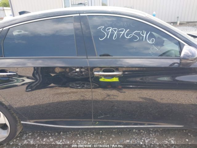 1HGCV2F95JA010911 Honda Accord Touring 2.0t