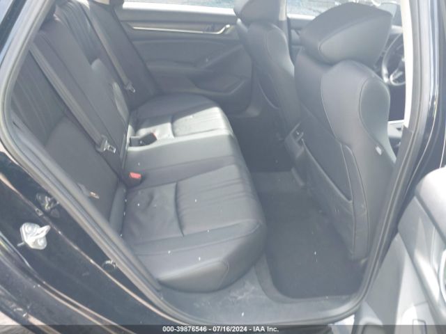 1HGCV2F95JA010911 Honda Accord Touring 2.0t