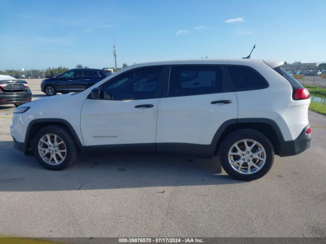 1C4PJLAB0GW137492 Jeep Cherokee Sport