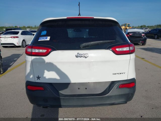 1C4PJLAB0GW137492 Jeep Cherokee Sport