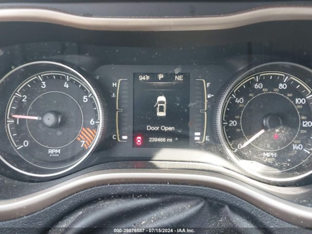 1C4PJMCB7EW166973 Jeep Cherokee Latitude