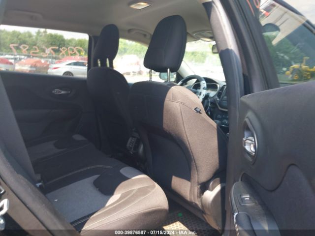 1C4PJMCB7EW166973 Jeep Cherokee Latitude