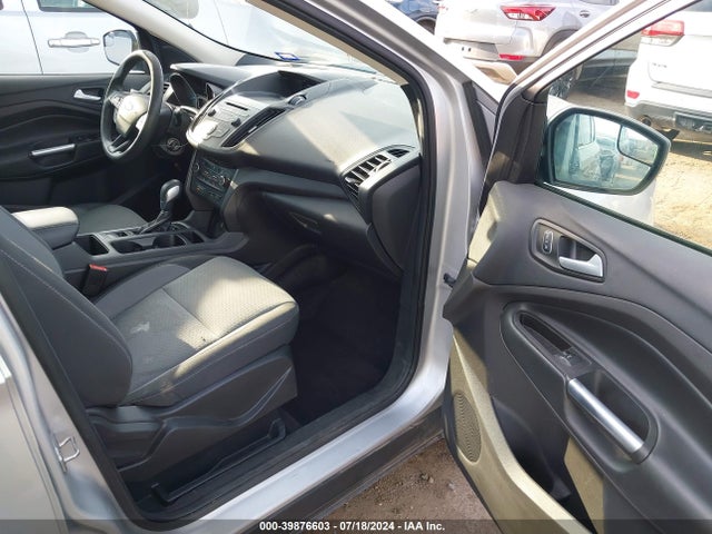 Ford ESCAPE SE 2018 1FMCU9GD0JUB02757 Image 5
