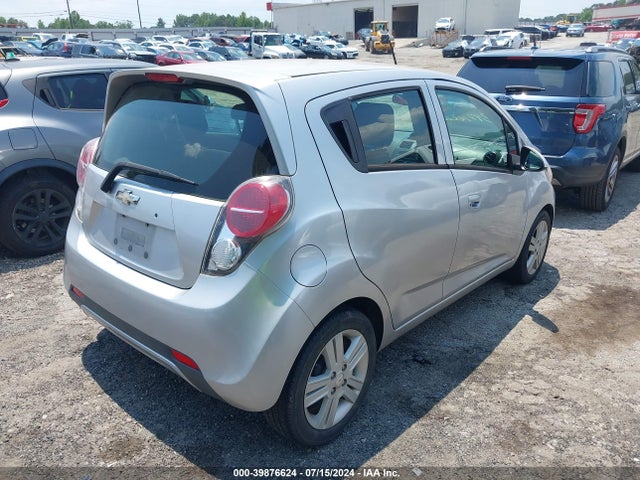Chevrolet Spark Ls Cvt 2015 KL8CB6S96FC794380 Image 4