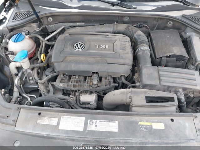 1VWBT7A35HC014355 Volkswagen Passat 1.8t Se