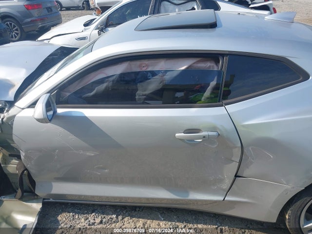 Chevrolet Camaro 1lt 2018 1G1FB1RS5J0122863 Image 15