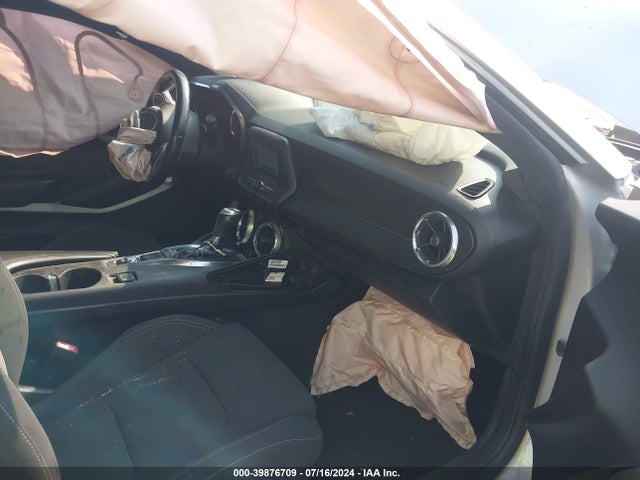 Chevrolet Camaro 1lt 2018 1G1FB1RS5J0122863 Image 5