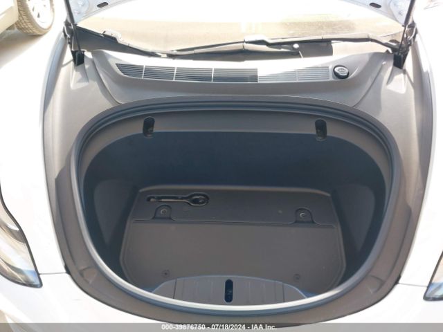 5YJ3E1EA9LF613004 Tesla Model 3 Standard Range Plus Rear-wheel Drive/standard Range Rear-wheel Drive