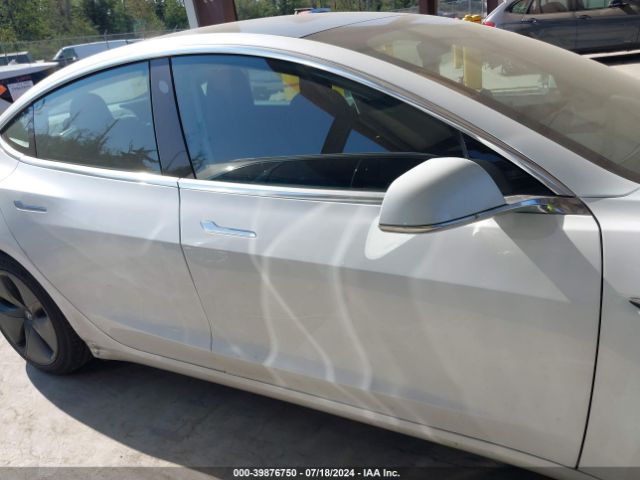 5YJ3E1EA9LF613004 Tesla Model 3 Standard Range Plus Rear-wheel Drive/standard Range Rear-wheel Drive