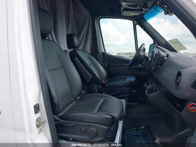 W1W4DCHY9MT048400 Mercedes-Benz Sprinter 2500 High Roof I4 Diesel