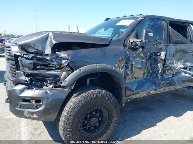 3C6UR5FL3PG532331 RAM 2500 Laramie  4x4 6'4 Box