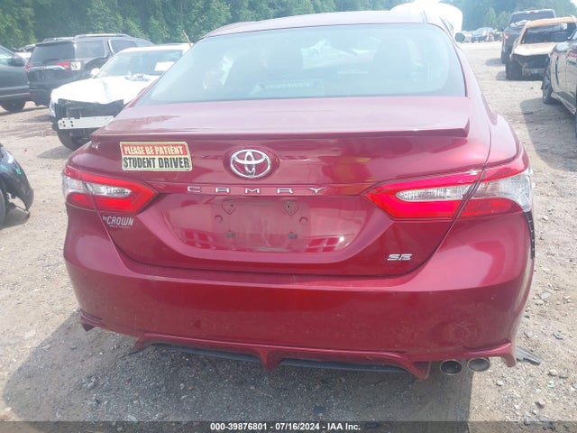 Toyota CAMRY SE 2018 4T1B11HK8JU548108 Image 16