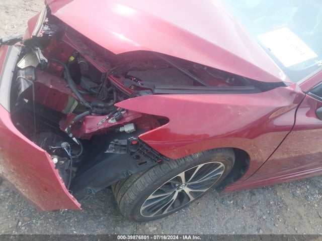 Toyota CAMRY SE 2018 4T1B11HK8JU548108 Image 17