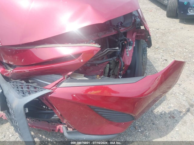 Toyota CAMRY SE 2018 4T1B11HK8JU548108 Image 18