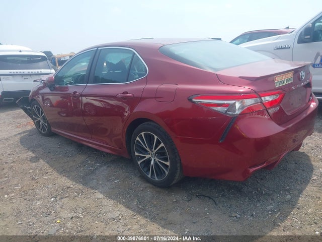 Toyota CAMRY SE 2018 4T1B11HK8JU548108 Image 3