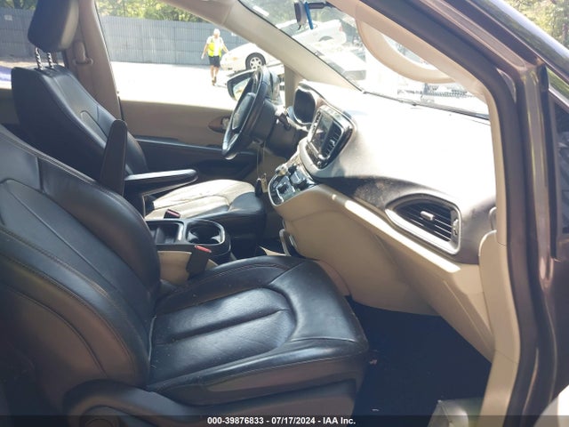 Chrysler Pacifica Touring L 2018 2C4RC1BG4JR356179 Image 5