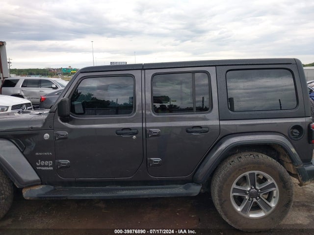1C4HJXEG3JW101398 Jeep Wrangler Unlimited Sahara 4x4