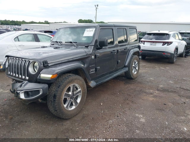 1C4HJXEG3JW101398 Jeep Wrangler Unlimited Sahara 4x4