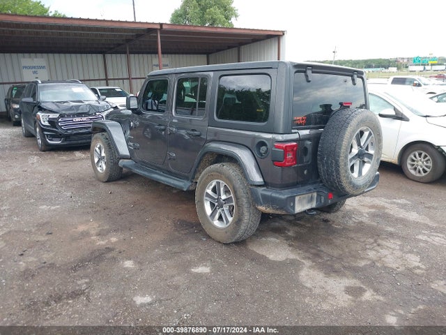 1C4HJXEG3JW101398 Jeep Wrangler Unlimited Sahara 4x4